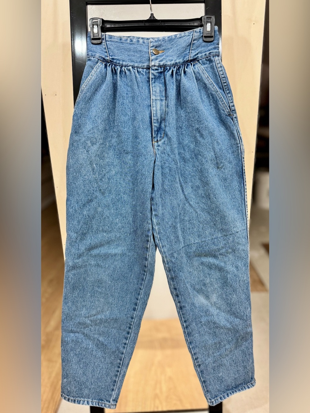 Vintage Arbor Creek High Waisted wide band tapered Jeans.